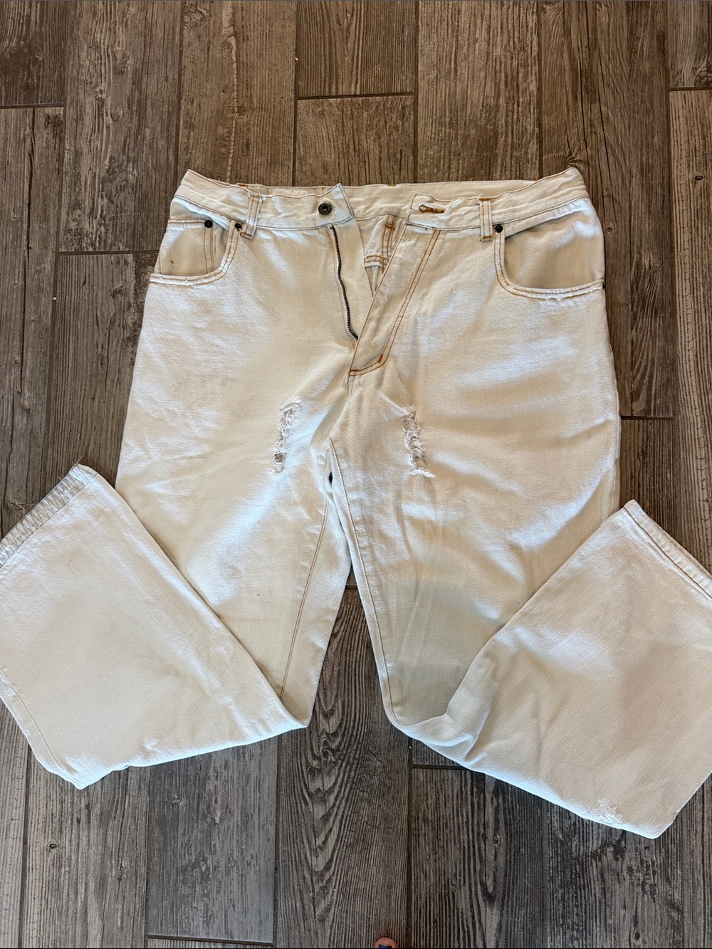 Company 81 Relaxed Fit Distressed White Men's Jeans 36 W 30 L